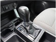 Vehicle Thumb #24