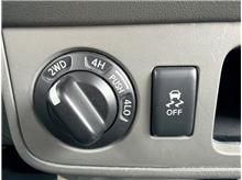 Vehicle Thumb #23