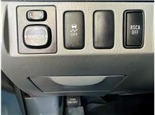 Vehicle Thumb #19