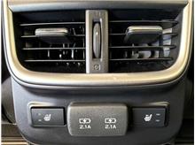 Vehicle Thumb #26