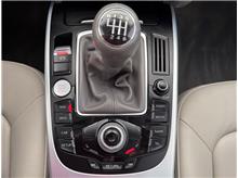 Vehicle Thumb #26