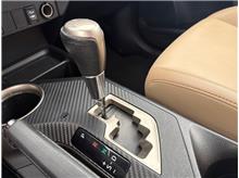 Vehicle Thumb #23