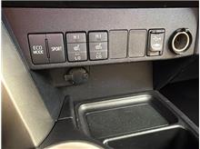 Vehicle Thumb #24