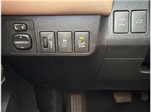 Vehicle Thumb #25