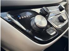 Vehicle Thumb #26