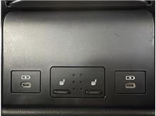Vehicle Thumb #29