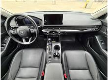 Vehicle Thumb #15