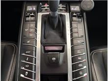 Vehicle Thumb #23