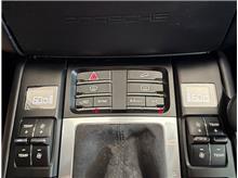 Vehicle Thumb #24