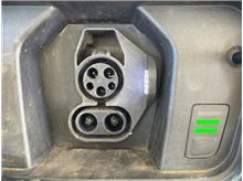 Vehicle Thumb #32