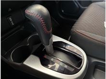 Vehicle Thumb #22