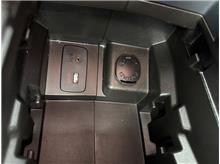 Vehicle Thumb #25