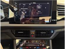 Vehicle Thumb #19