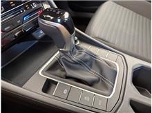Vehicle Thumb #23