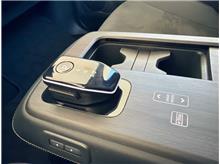 Vehicle Thumb #26