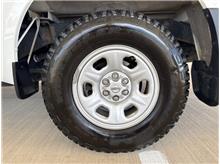 Vehicle Thumb #22