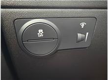 Vehicle Thumb #20