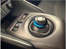 Vehicle Thumb #23