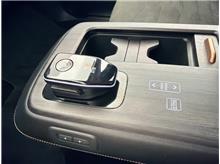 Vehicle Thumb #26