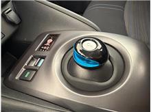 Vehicle Thumb #24