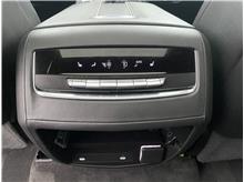 Vehicle Thumb #21