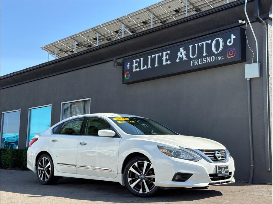 2016 Nissan Altima SR