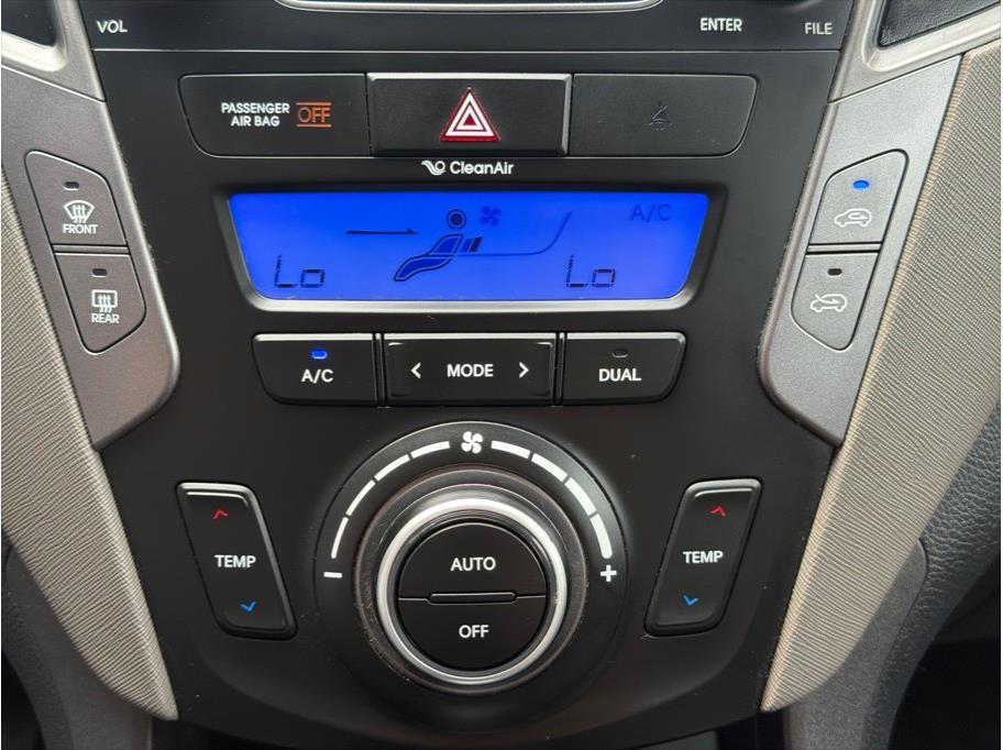 2014 Hyundai Santa Fe Sport - Photo 17