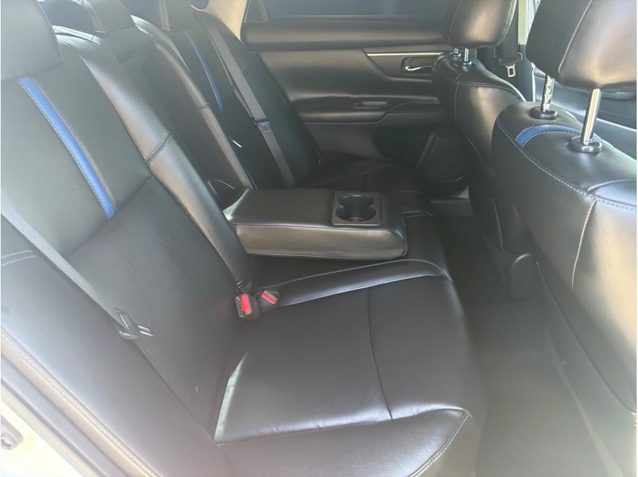 2018 Nissan Altima SR - Photo 26