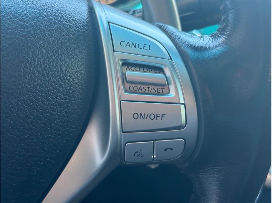 2018 Nissan Altima SR - Photo 35