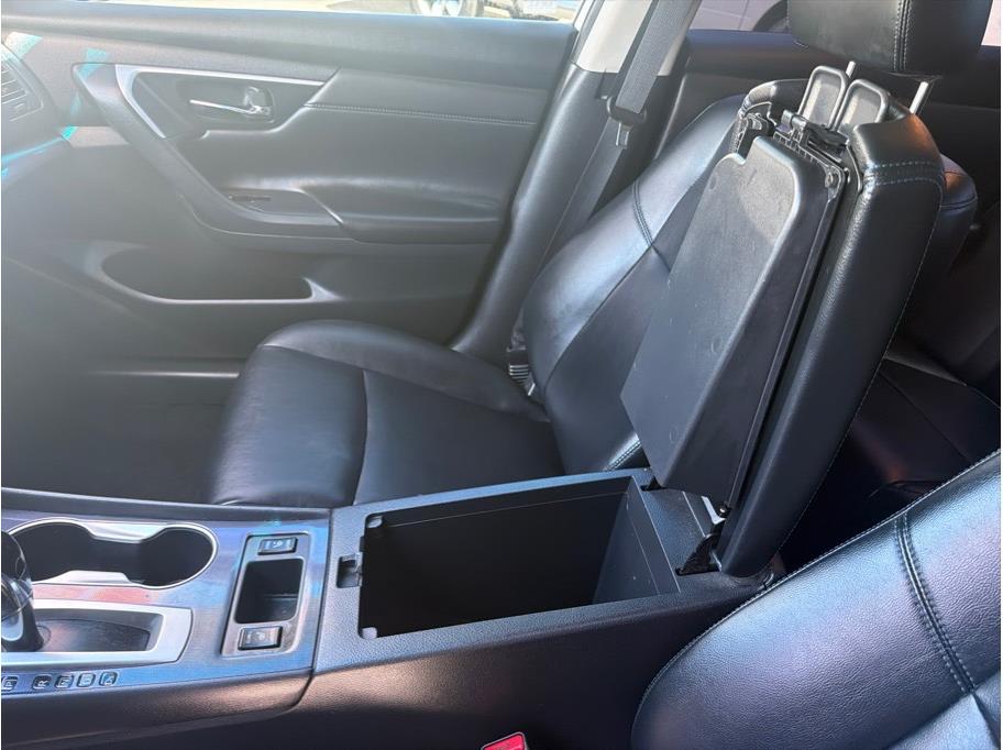 2018 Nissan Altima SR - Photo 36