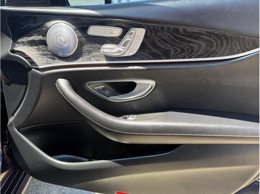 2018 Mercedes-Benz E-Class E300 - Photo 27
