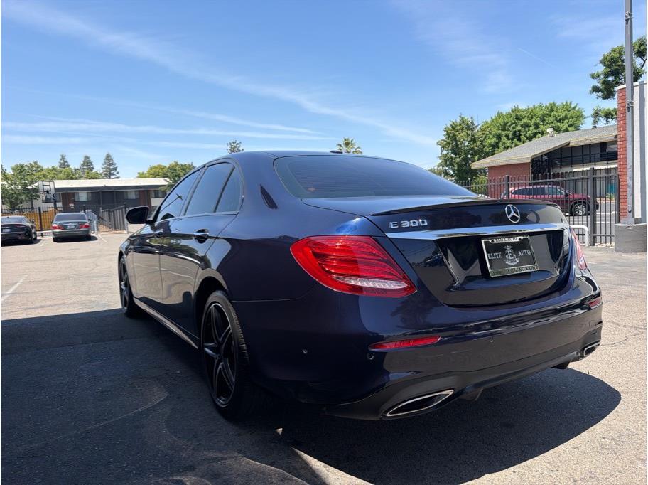 2018 Mercedes-Benz E-Class E300 - Photo 8