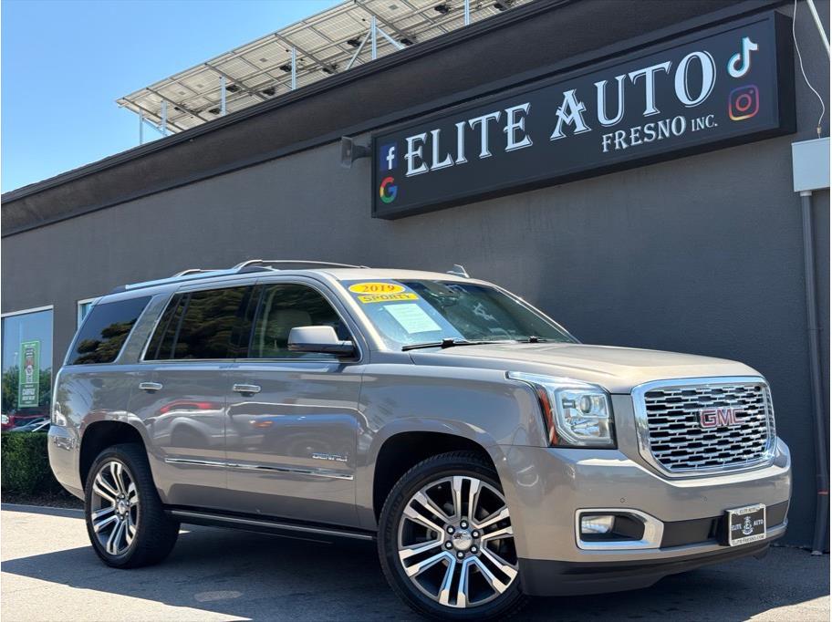 2019 GMC Yukon 4WD Denali's photo