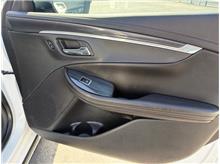 Vehicle Thumb #28
