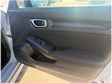 Vehicle Thumb #29