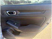 Vehicle Thumb #31