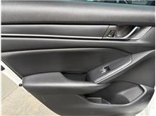 Vehicle Thumb #12