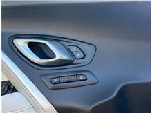 Vehicle Thumb #12