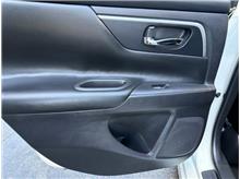 Vehicle Thumb #12