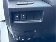 Vehicle Thumb #20