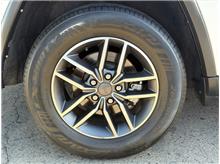 Vehicle Thumb #36