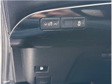 Vehicle Thumb #19