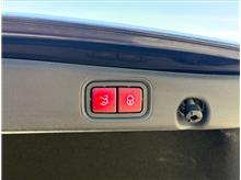 Vehicle Thumb #24