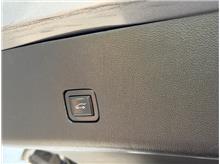 Vehicle Thumb #28