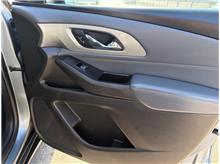 Vehicle Thumb #30
