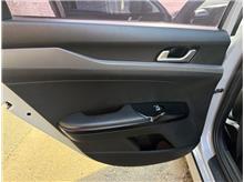 Vehicle Thumb #11