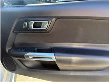 Vehicle Thumb #29