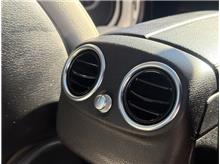 Vehicle Thumb #29
