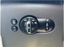 Vehicle Thumb #18