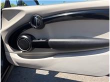 Vehicle Thumb #27